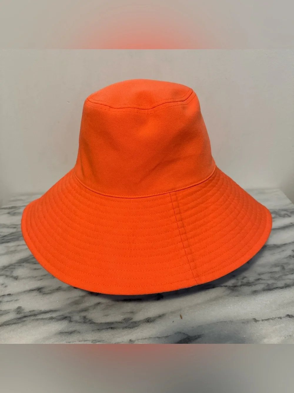 Lilly Pulitzer UPF 50+ Reversible Sun Hat in the Bahamian Rhapsody Excellent
